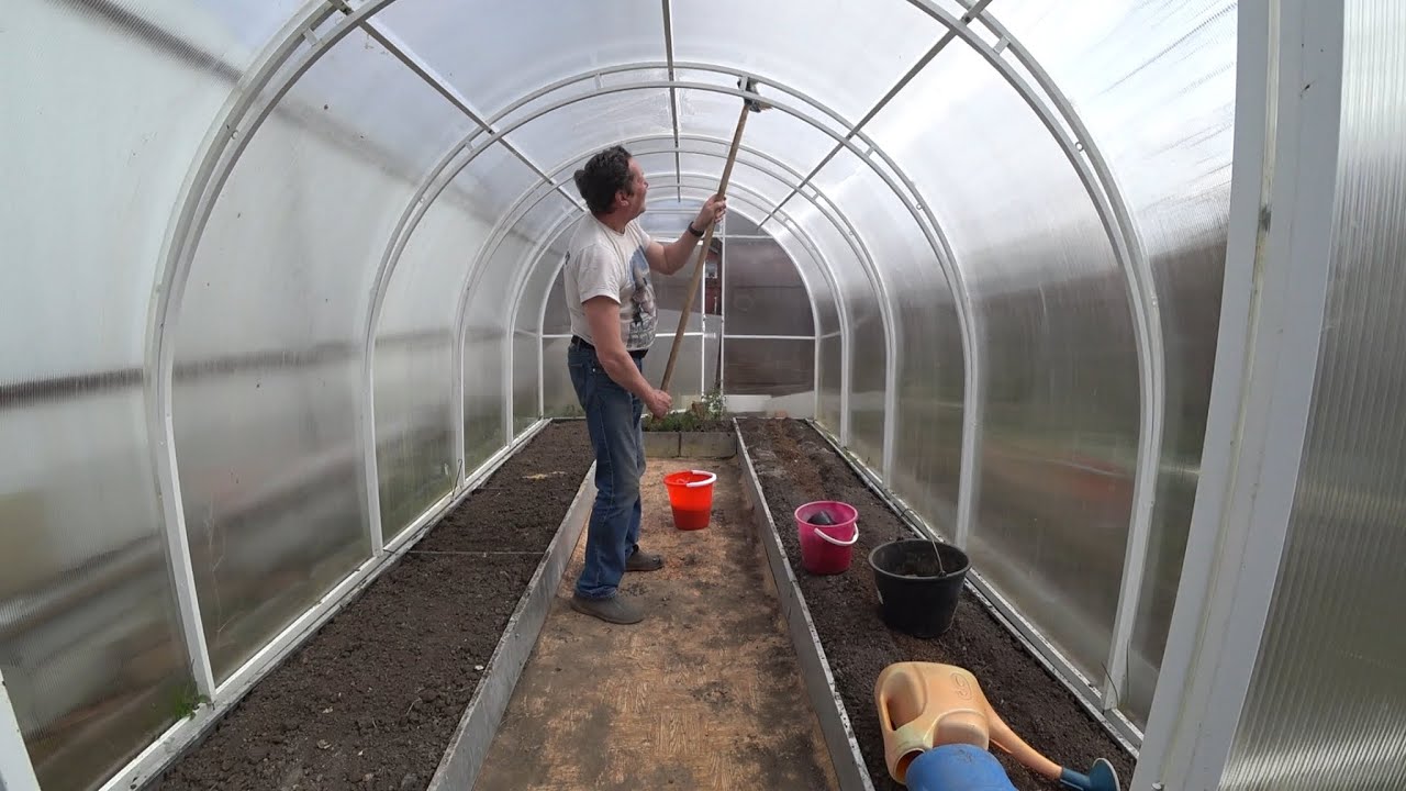 100 g auf 10 Liter Wasser – so desinfiziere ich jedes Jahr mein Gewächshaus, und es treten keine Krankheiten auf.